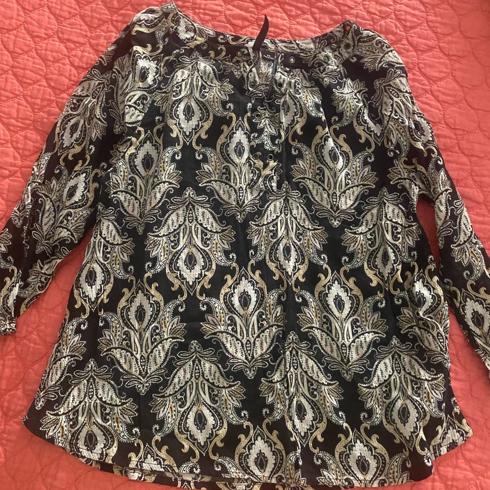 Petite small sheer quarter length shirt